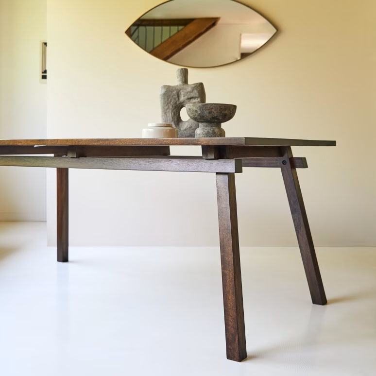Hera – Solid Mango Wood Dining Table (6-8 Seater)