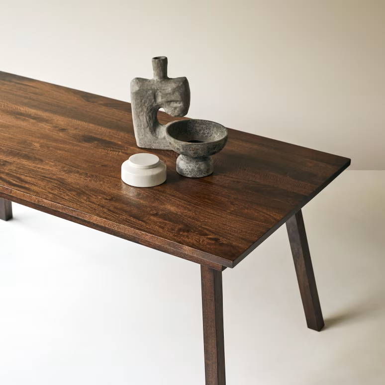 Hera – Solid Mango Wood Dining Table (6-8 Seater)