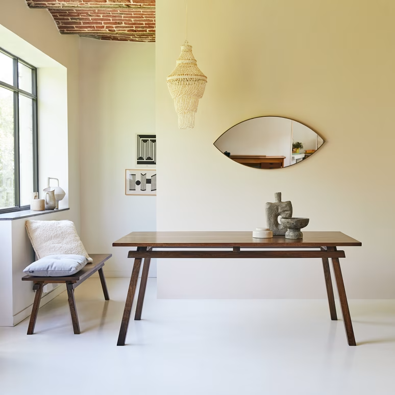 Hera – Solid Mango Wood Dining Table (6-8 Seater) — alternate view