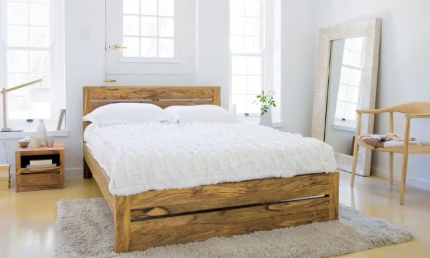 Isha Queen Size Bed (140 x 190) — alternate view