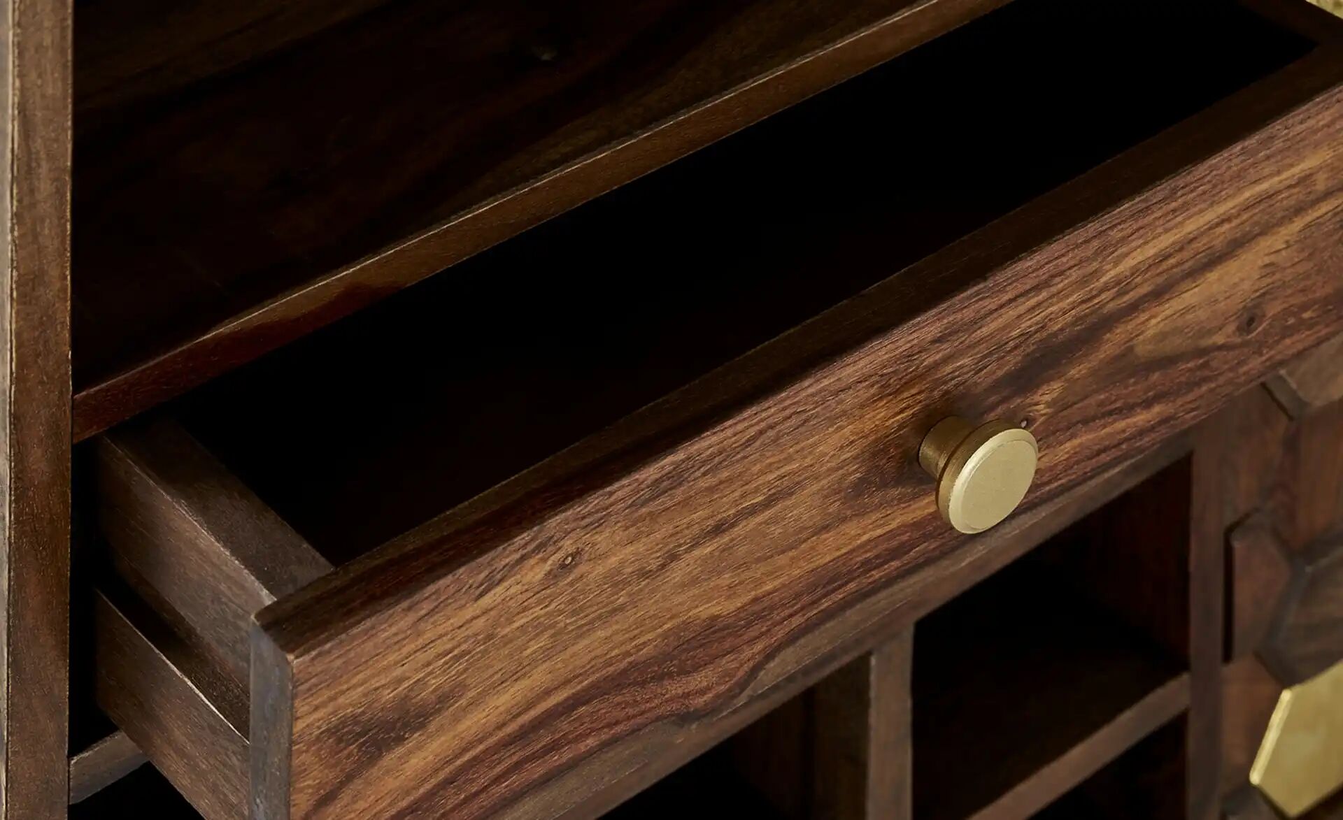 Yati Bar Cabinet